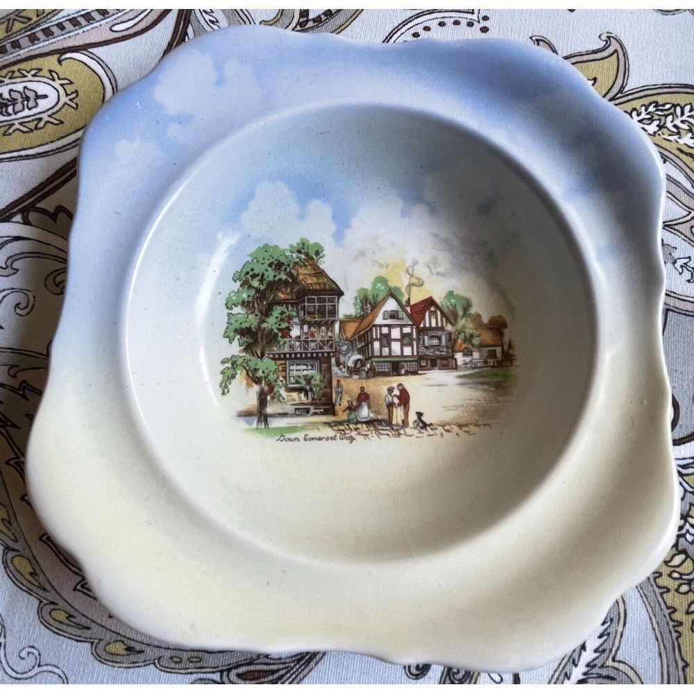 Vintage Sandland Ware‎ Hanley England Bowl 6 Inch Jewelry Tudor Home Cottage